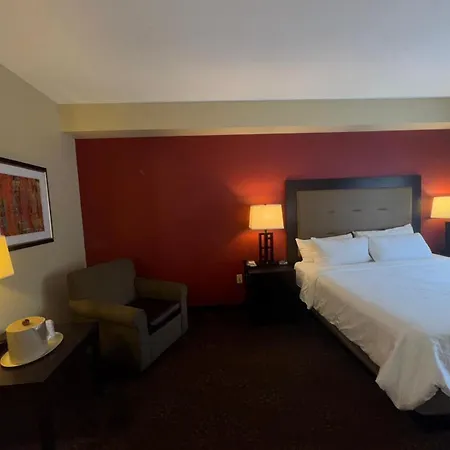 Wyndham Garden Anchorage Airport Hotel Exterior photo